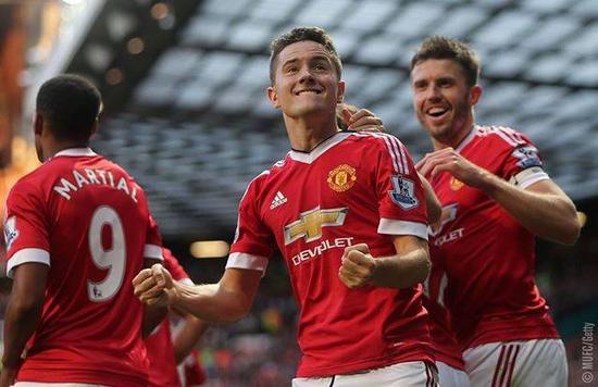 单打独斗的 单打独斗的